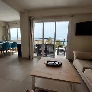 Frente Al Mar En La Torrecilla , Nerja España